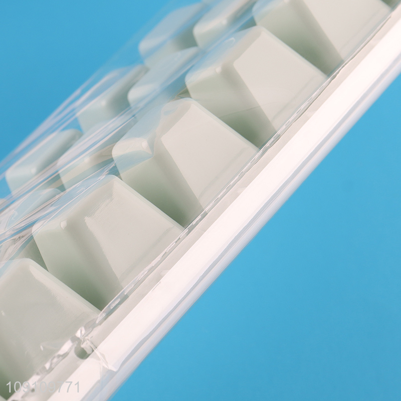 High Quality 21-Cavity BPA Free Plastic Ice Cube Tray with Lid