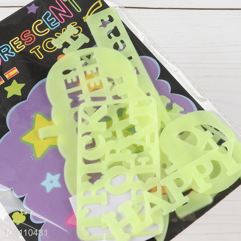 Low Price Glow in The Dark Luminous Halloween Wall Stickers for Bedroom Decor