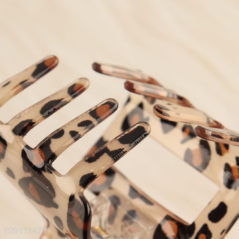 Yiwu market fashionable non-slip hair claw clips hair accessories for women