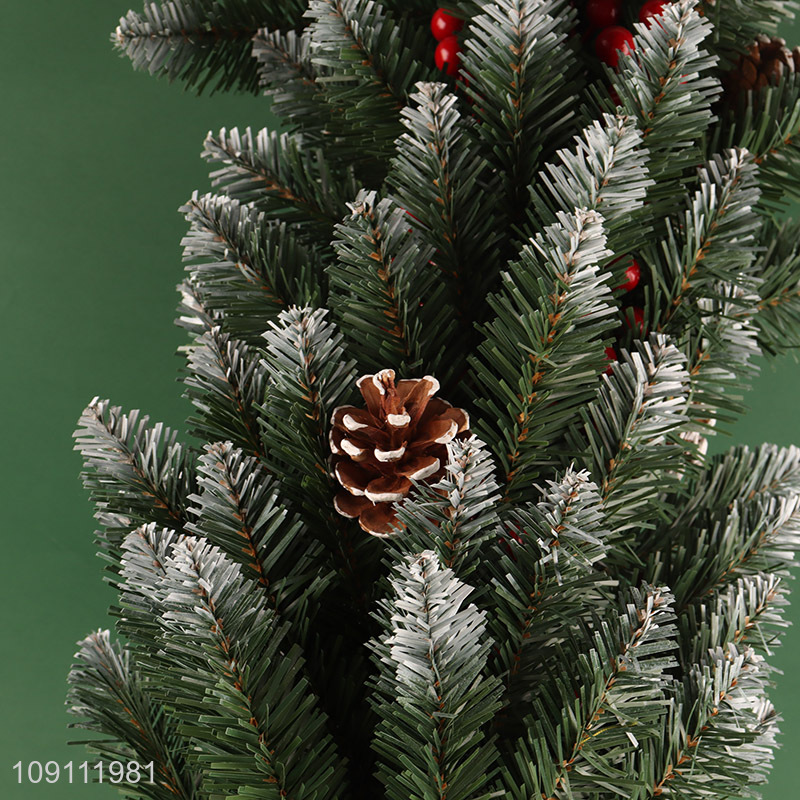 Good sale home office desktop decoration mini christmas tree with berries