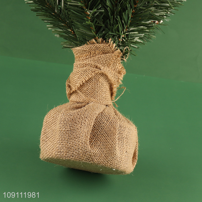 Good sale home office desktop decoration mini christmas tree with berries