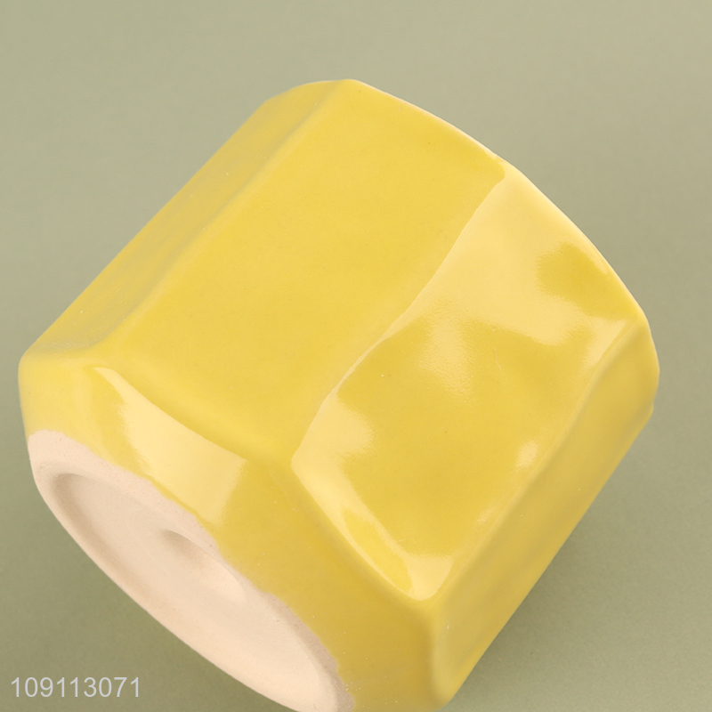 Hot selling desktop decoration ceramic mini flower pot for household