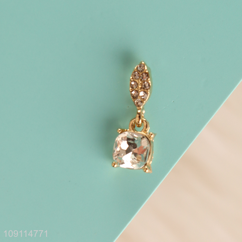 China products fashionable ladies jewelry ear studs for sale