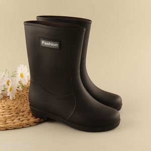 Top products black waterproof outdoor rain boots fashion rain boots