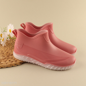 Online wholesale women waterproof outdoor pvc rain boots