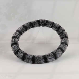 China Imports Winer Plush Steering Wheel Cover Universal Steering Wheel Cover