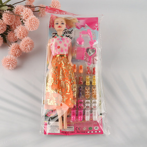 China factory 11inch kids girls fashion doll beauty doll set toys