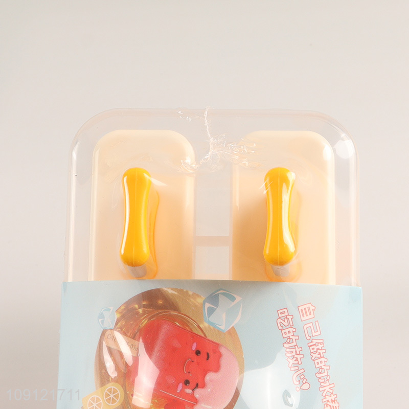 Wholesale 4 Pieces BPA Free Plastic Ice Pop Molds Homemade Popsicle Molds