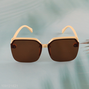 Best selling fashion sunglasses ladies summer outdoor sunglasses wholesale