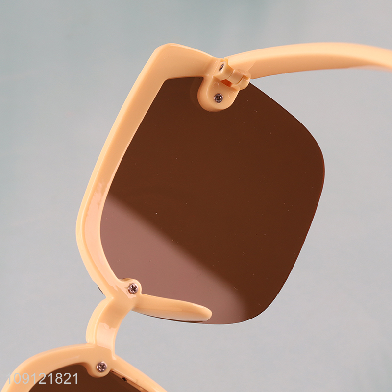 Best selling fashion sunglasses ladies summer outdoor sunglasses wholesale