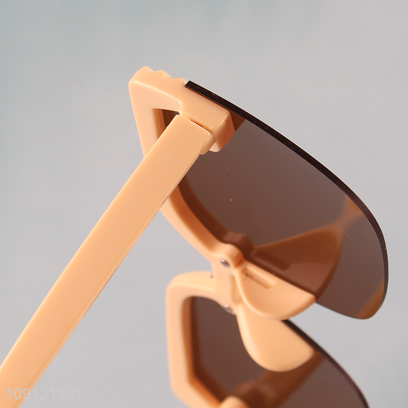 Best selling fashion sunglasses ladies summer outdoor sunglasses wholesale