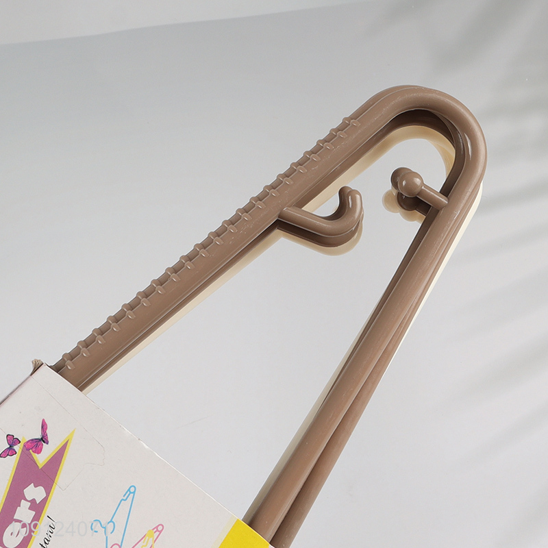 New Arrival 6PCS Clothes Hangers Durable Non-Slip Plastic Clothes Hangers