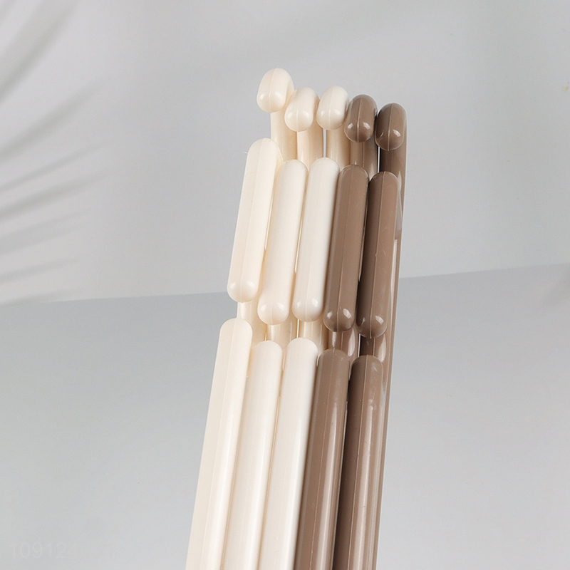 China Wholesale 5PCS Clothes Hangers Heavy Duty Plastic Clothes Hangers