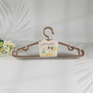 China Wholesale 5PCS Clothes Hangers Heavy Duty Plastic Clothes Hangers