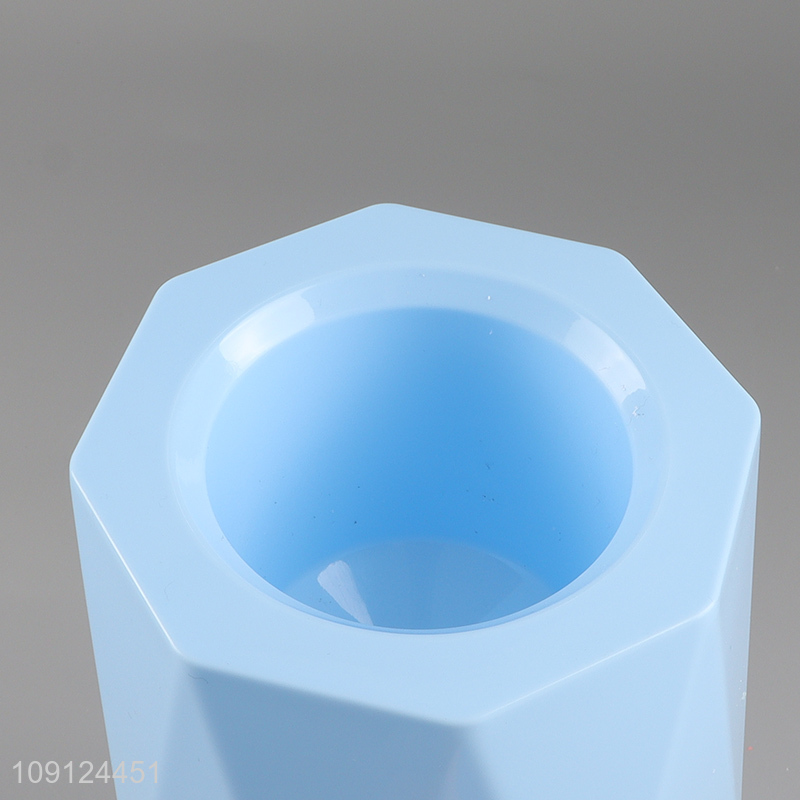 Online Wholesale Toilet Brush and Holder Set for Deep Cleaning