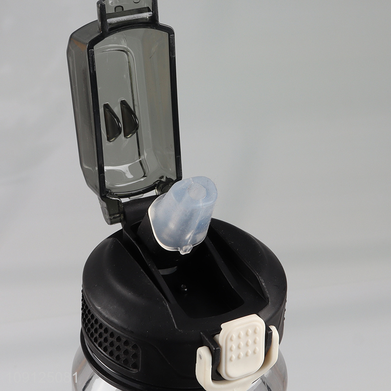 Hot Selling 700ML Reusable Leak Proof Plastic Sports Water Bottle for Fitness