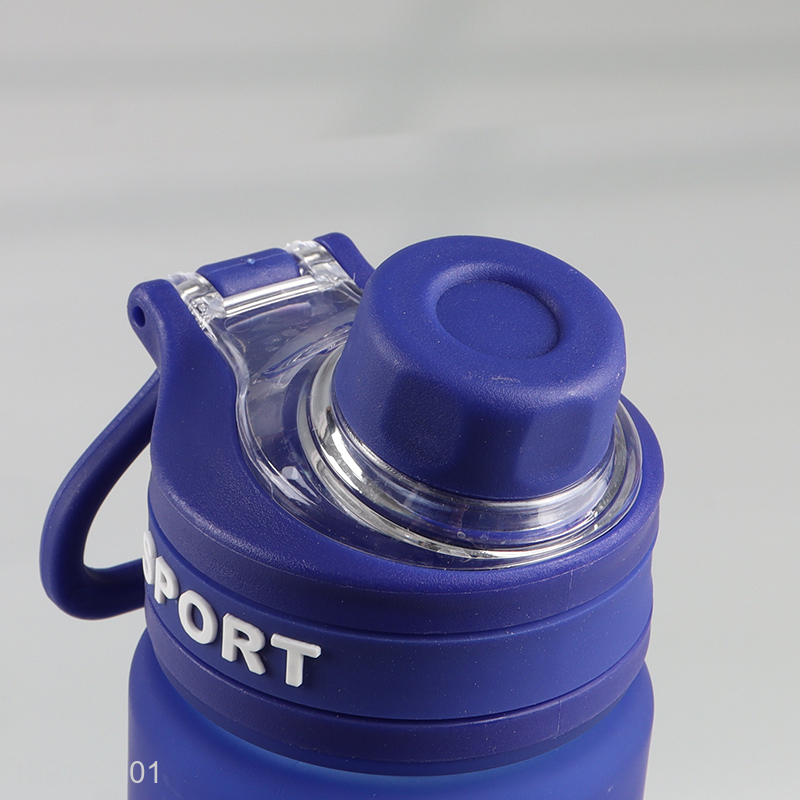 New Arrival 750ML Leak Proof Plastic Sports Water Bottle with Carry Handle