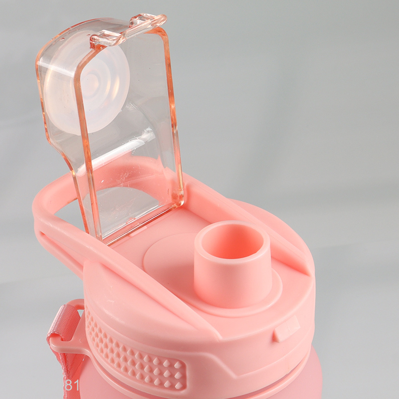 China Imports 700ML Plastic Sports Water Bottle with Spout Lid & Carry Handle