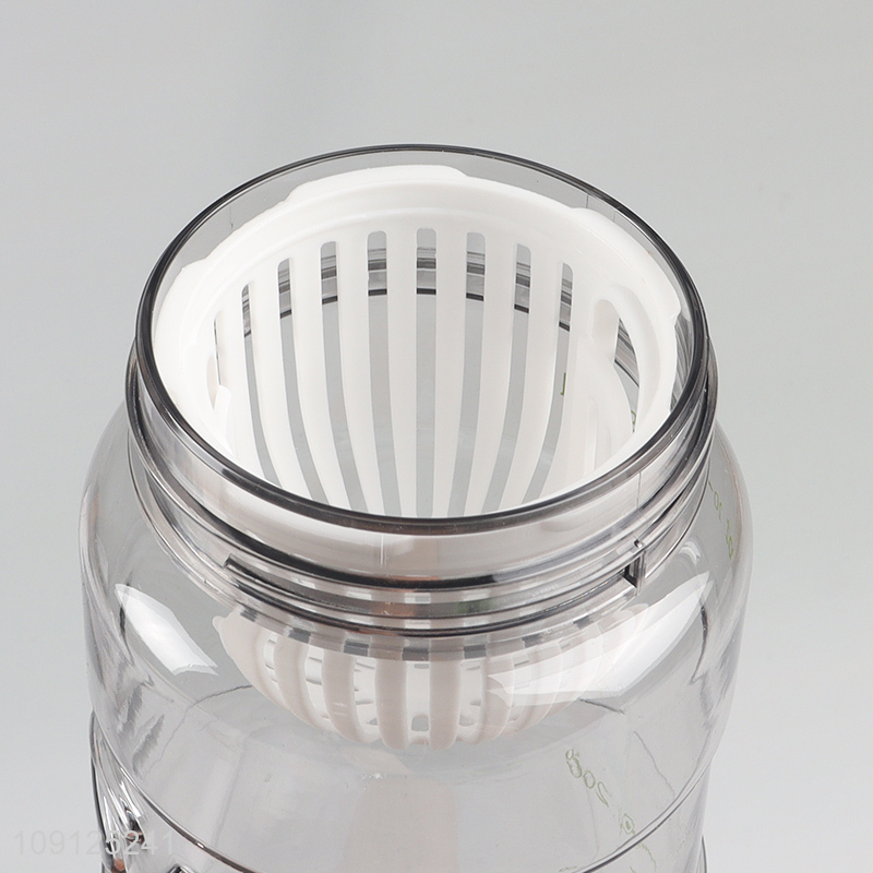 New Arrival 590ML Portable Plastic Water Bottle with Tea Filter & Flip Top Lid