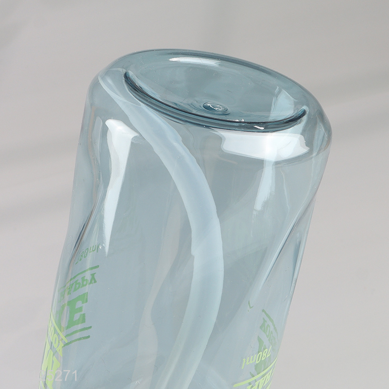 Popular Product 780ML Reusable Plastic Water Bottle with Silicone Straw & Handle