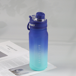 Factory Supply 700ML Spill Proof Plastic Sports Water Bottle with Carry Handle