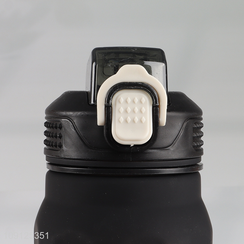 High Quality 700ML Leak Proof Plastic Sports Water Bottle with Flip Lid & Straw