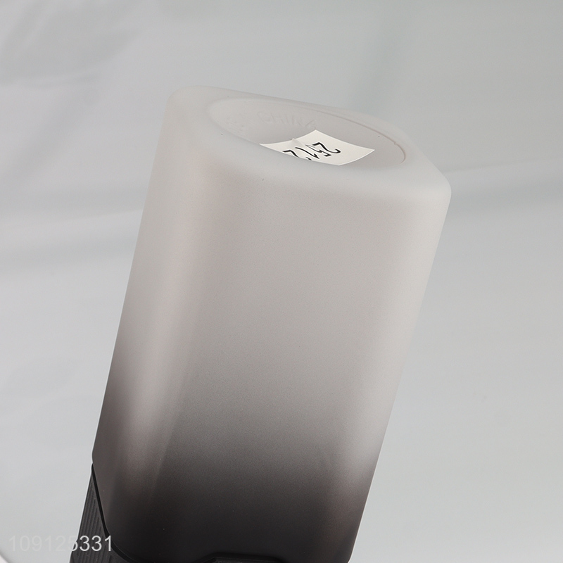 Good Quality 700ML Flip Top Water Bottle Leak Proof Plastic Sports Water Bottle