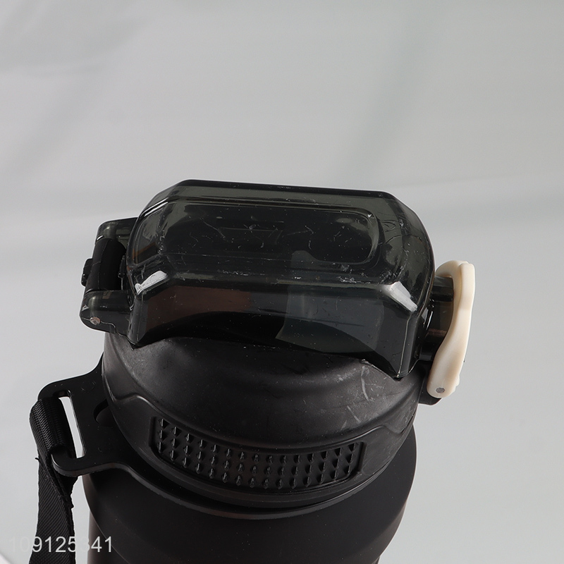 New Product 700ML Flip Top Plastic Water Bottle Sports Water Bottle with Straw