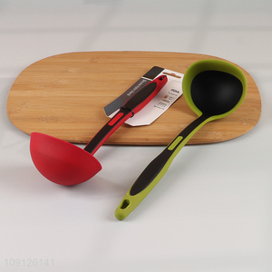 High Quality Heat Resistant Silicone Soup Spoon Kitchen Cooking Spoon Wholesale