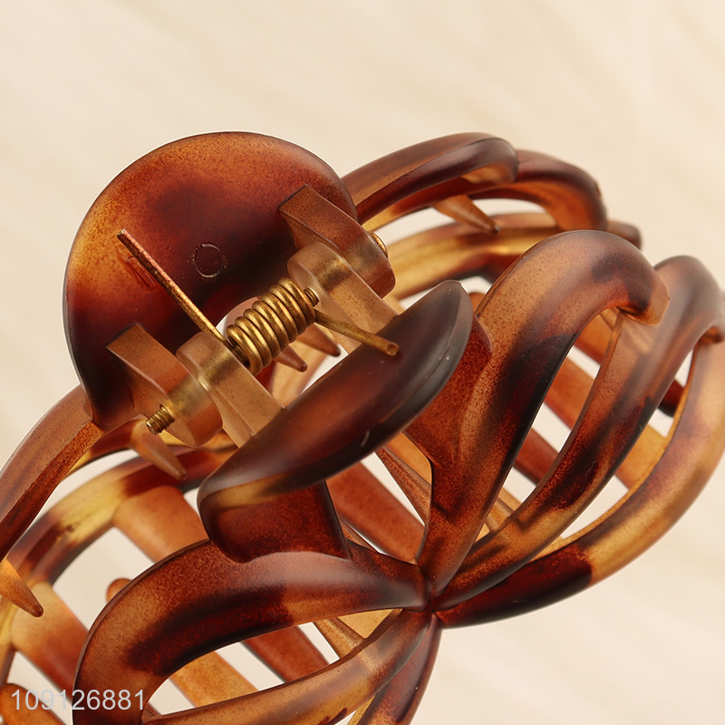 Factory direct sale plastic fashion hair claw clips hair accessories