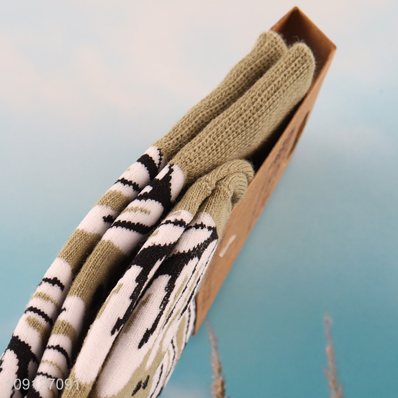 Yiwu market breathable knitted cotton sock unisex casual socks