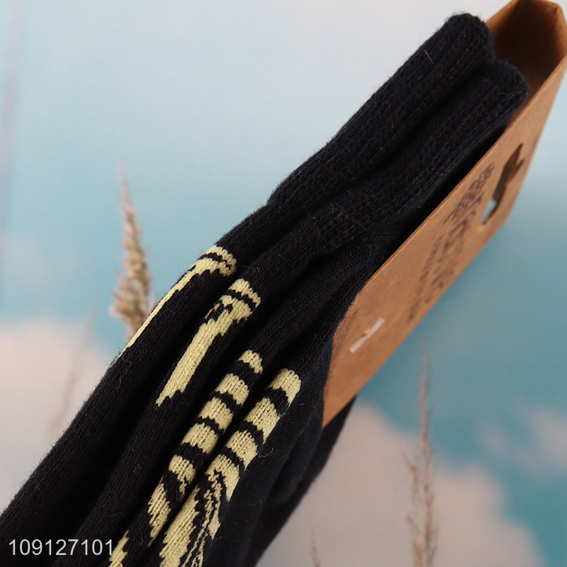 Factory wholesale breathable knitted cotton sock men women casual socks