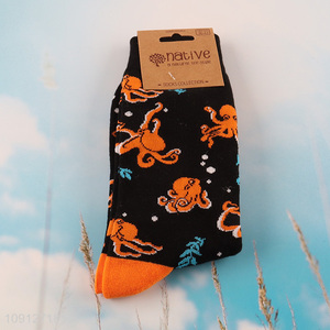 Good selling cartoon printed cotton breathable mid tube socks wholesale