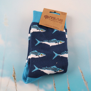 Best quality fashion cotton breathable mid tube socks unisex socks