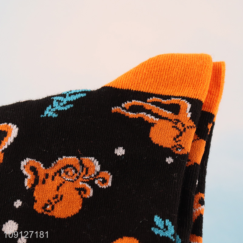 Good selling cartoon printed cotton breathable mid tube socks wholesale