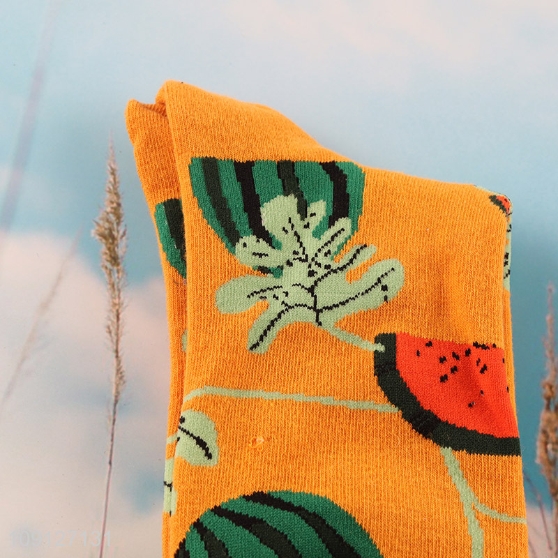 Good selling printed cotton breathable mid tube socks wholesale