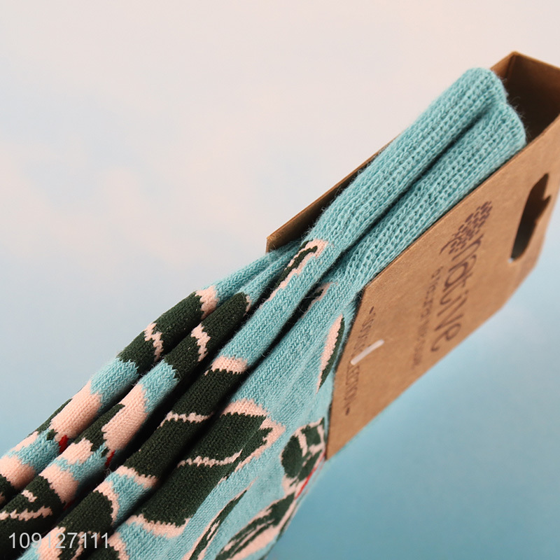 Good quality fashion casual cotton breathable mid tube socks