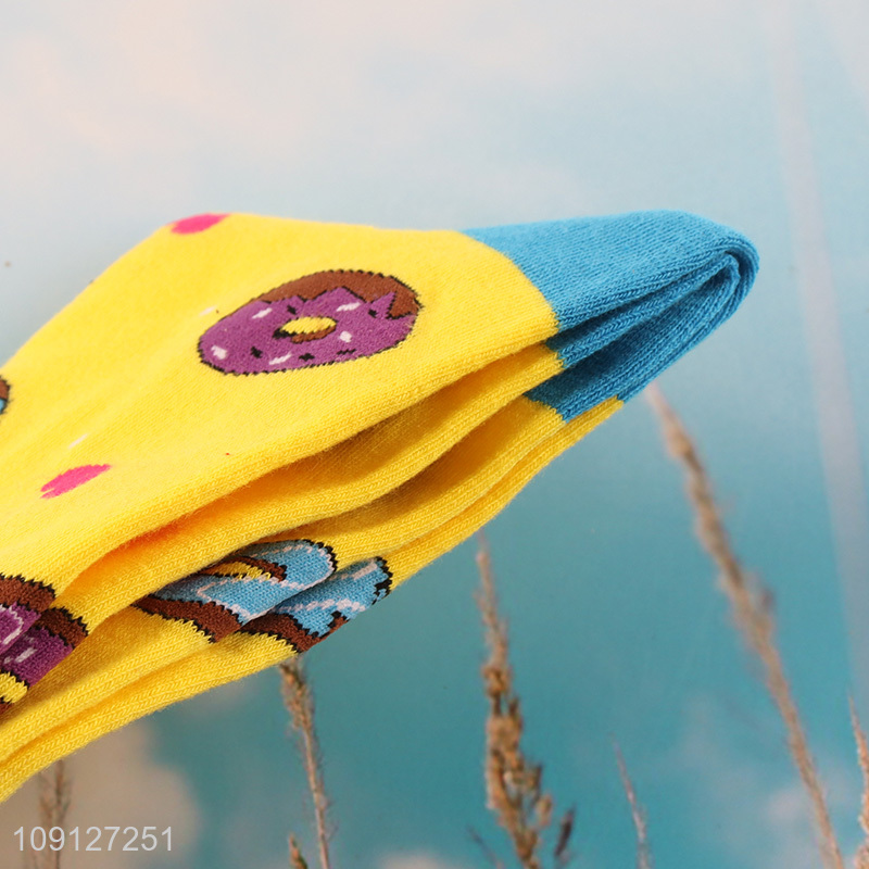 Hot selling cartoon printed cotton breathable mid tube socks casual socks