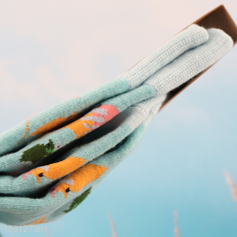 Yiwu market cartoon printed cotton breathable mid tube socks