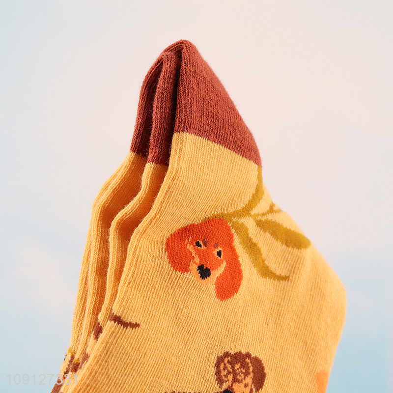 New product animal printed cotton breathable mid tube socks for sale