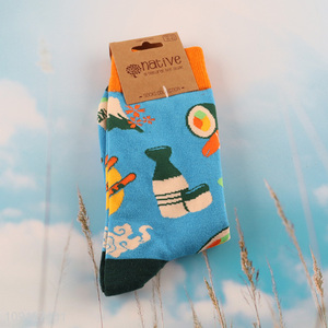 Top products casual fashion cotton breathable mid tube socks for men women