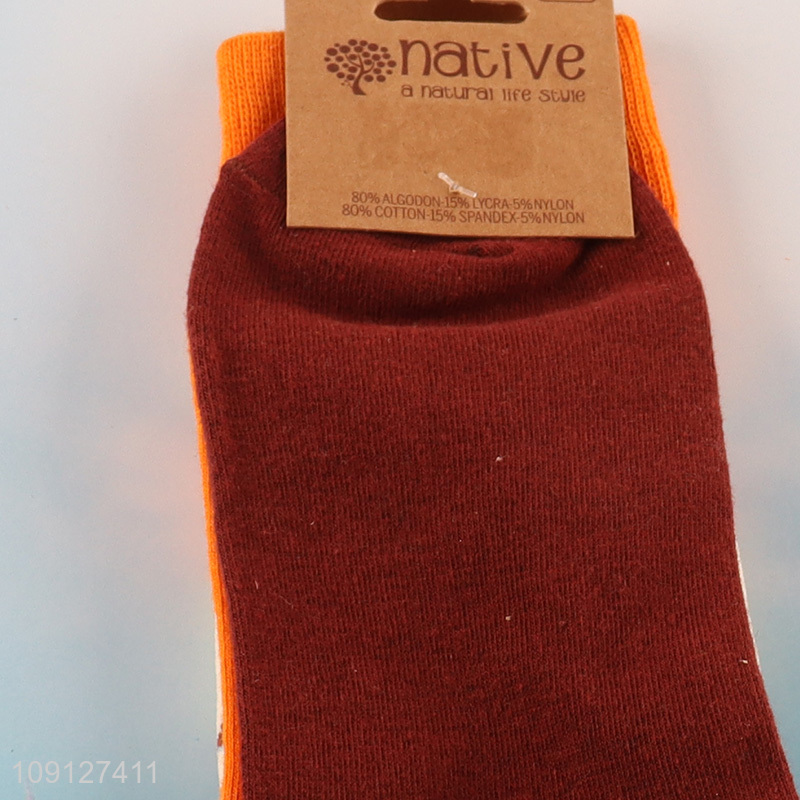 China products fashion casual cotton breathable mid tube socks for sale