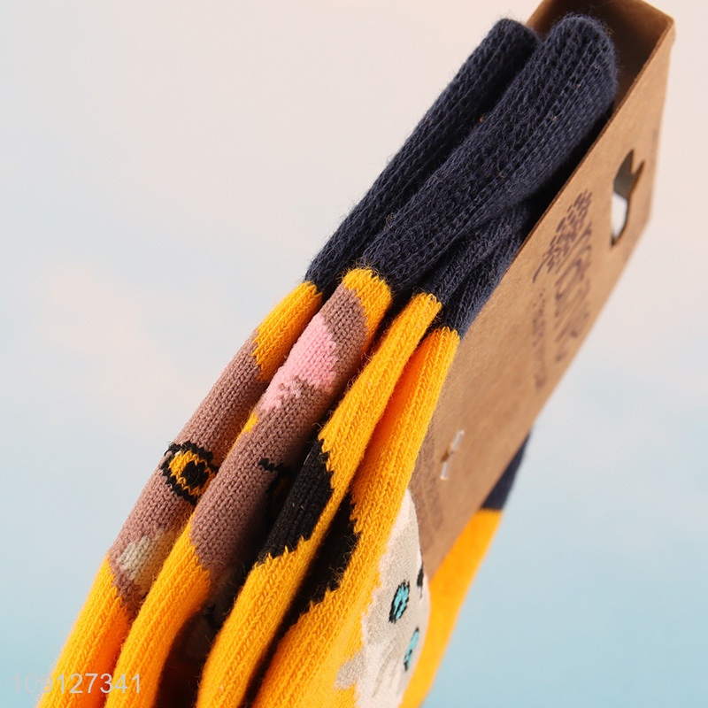 China wholesale animal printed fashion casual cotton breathable mid tube socks