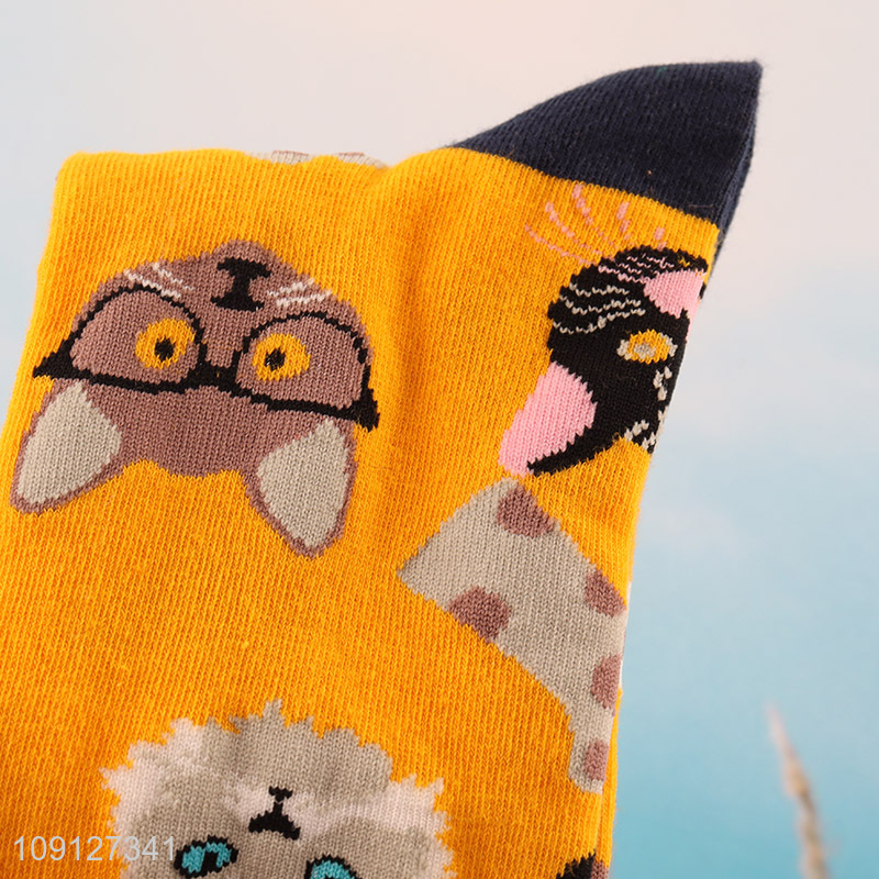 China wholesale animal printed fashion casual cotton breathable mid tube socks