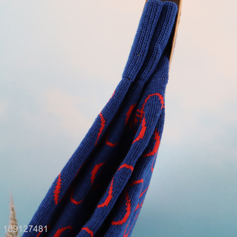 Factory wholesale heart printed cotton sock unisex socks fashion socks