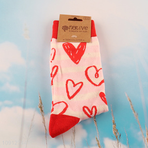 Good selling heart printed breathable cotton sock unisex socks