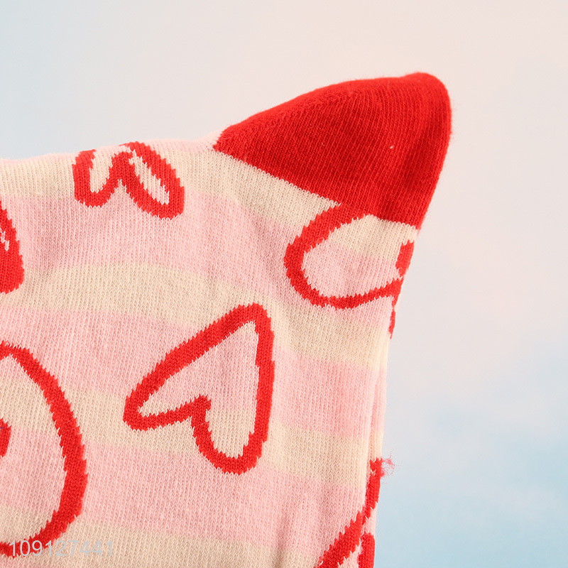 Good selling heart printed breathable cotton sock unisex socks