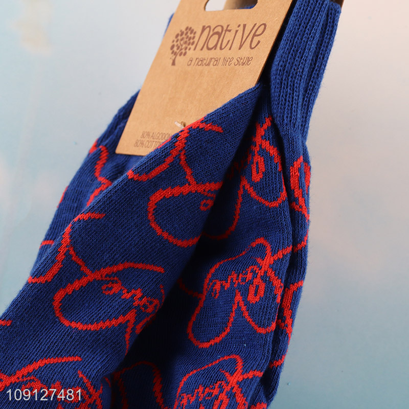 Factory wholesale heart printed cotton sock unisex socks fashion socks