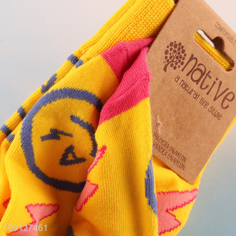 Latest design fashion breathable cotton sock unisex socks