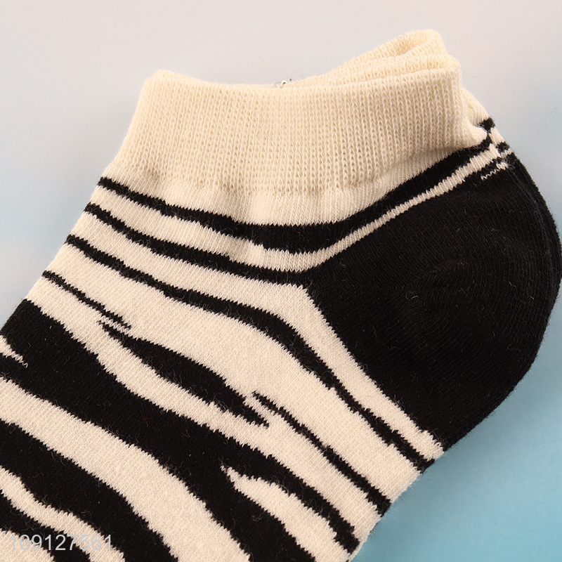 Hot products fashion casual cotton socks ankle socks for men women